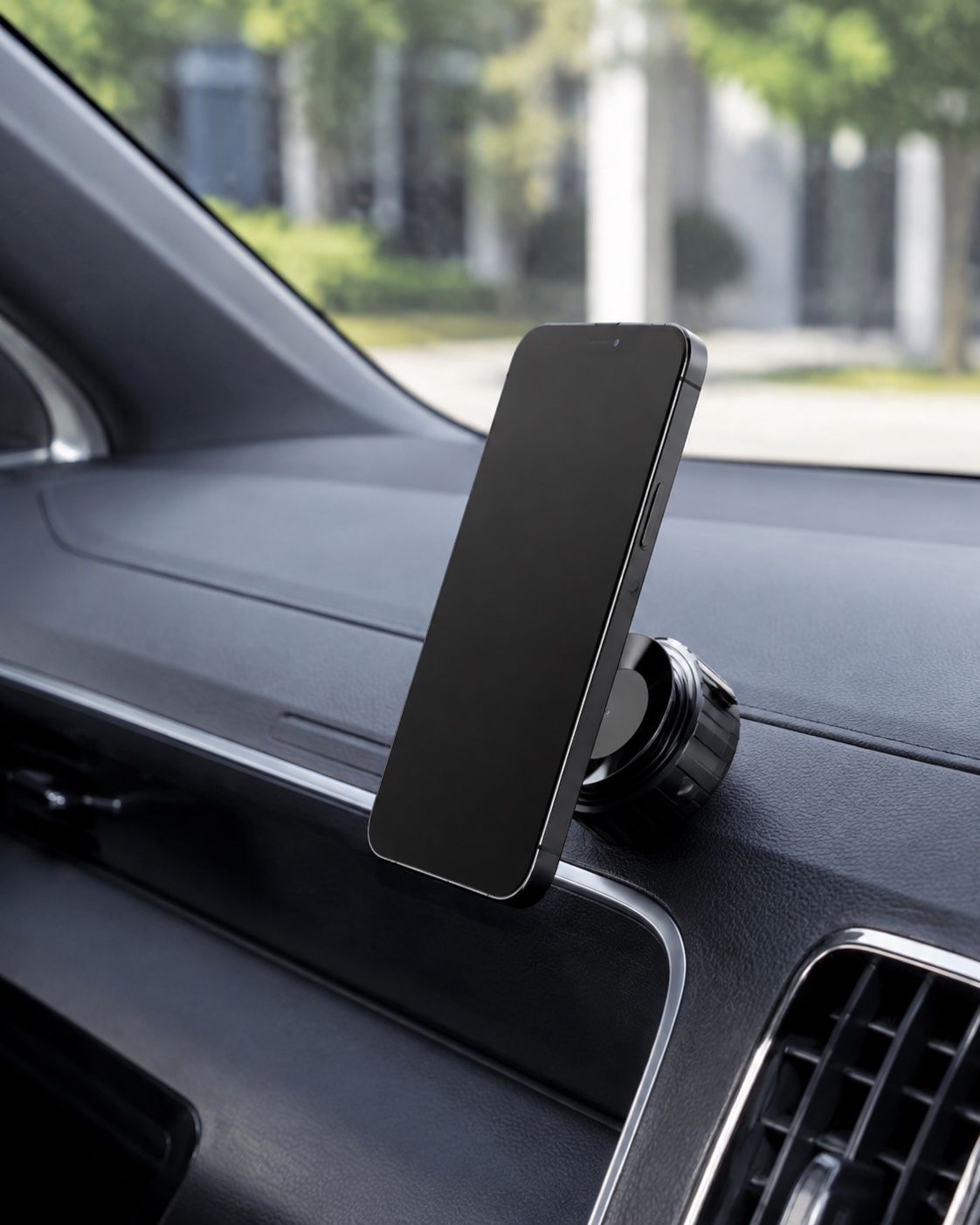 Shortcut Grip holding a phone in a parked car